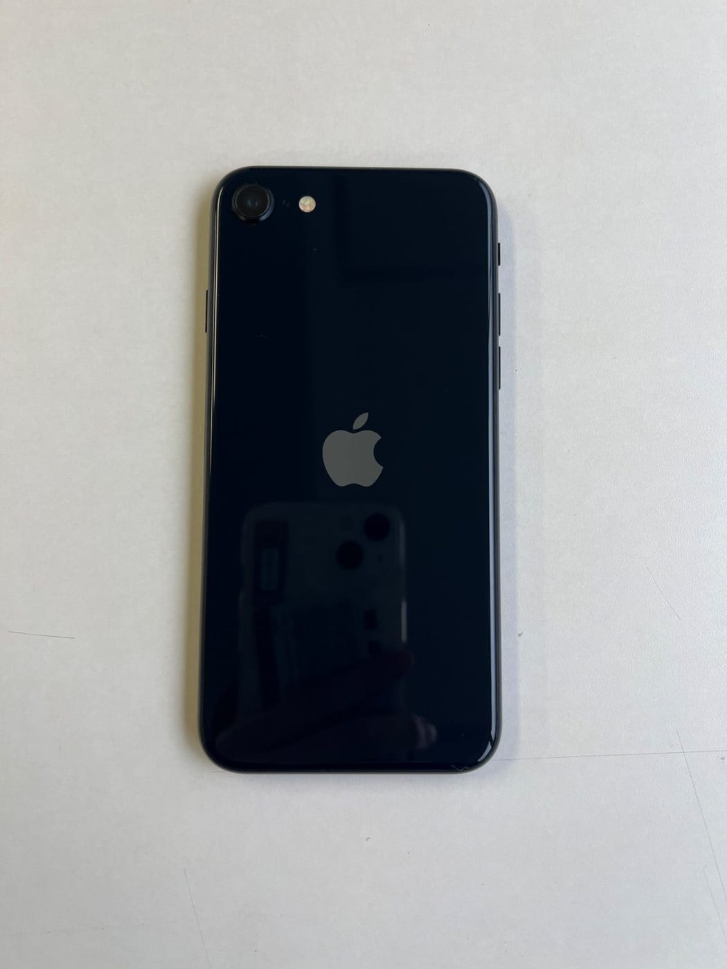 美品 iPhone SE (第3世代) 128GB ミッドナイト バッテリー83% MMYF3J/A - 3577