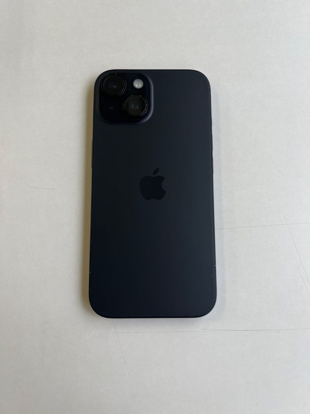 美品 iPhone 15 128GB ブラック バッテリー83% MTMH3J/A - 2964