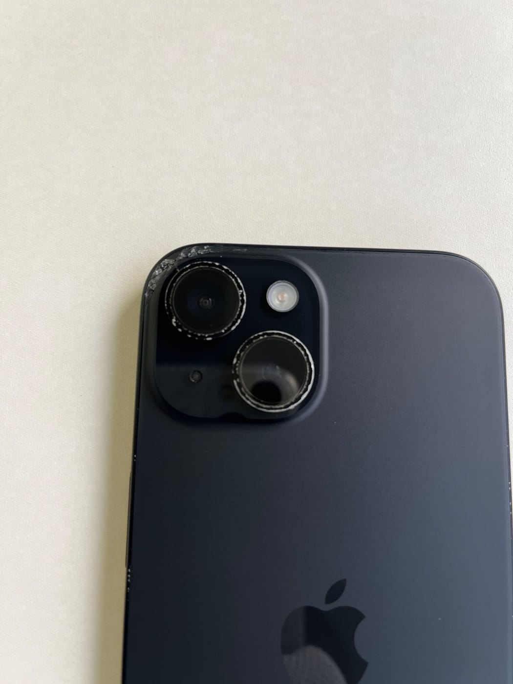 iPhone 15 128GB ブラック バッテリー88% MTMH3J/A - 4822 2